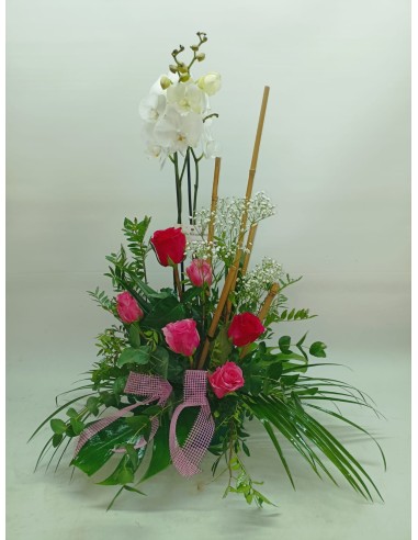Comprar Centro de Flores Rosas y Orquídea online Barcelona | Flors ...